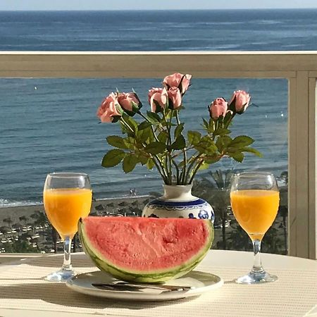 Cozy Apartment With First Line Seaview In Perfect Location, Near The Marina Бенальмадена Екстер'єр фото